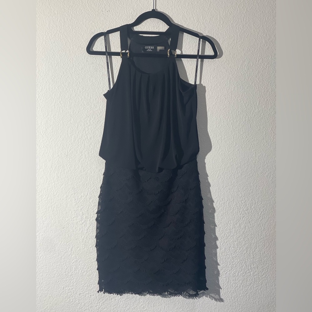 Guess Scalloped Dress
Style # GDHHP4008